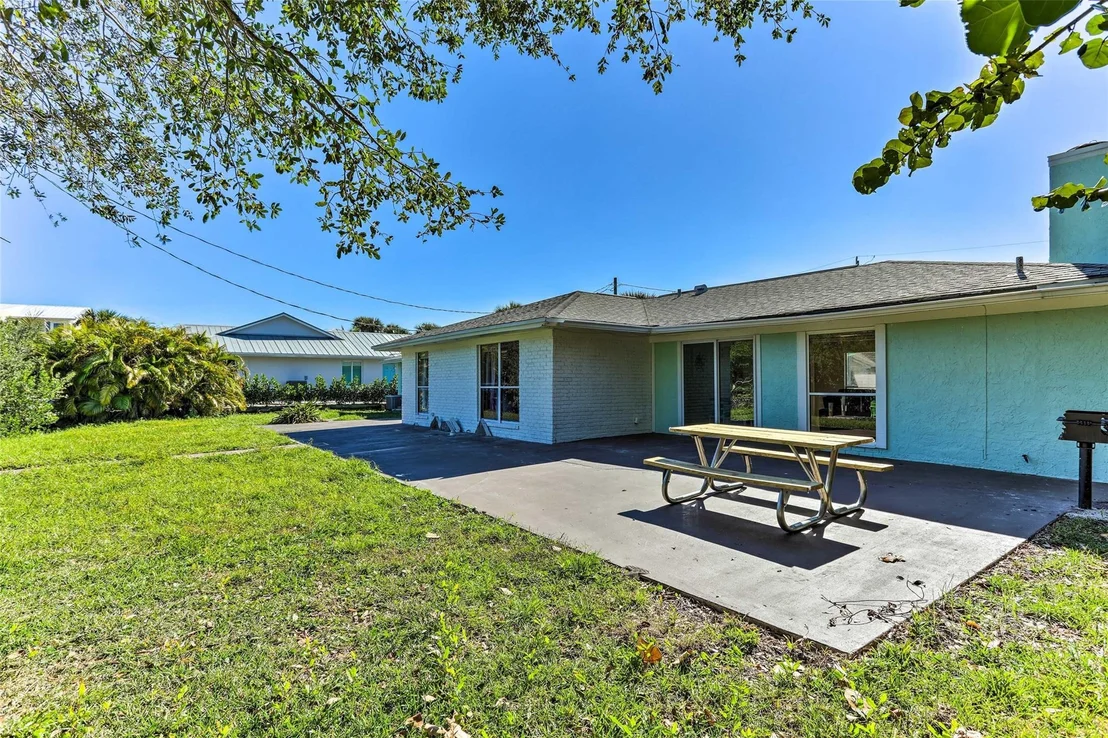 Photo of 928 Jackson Way