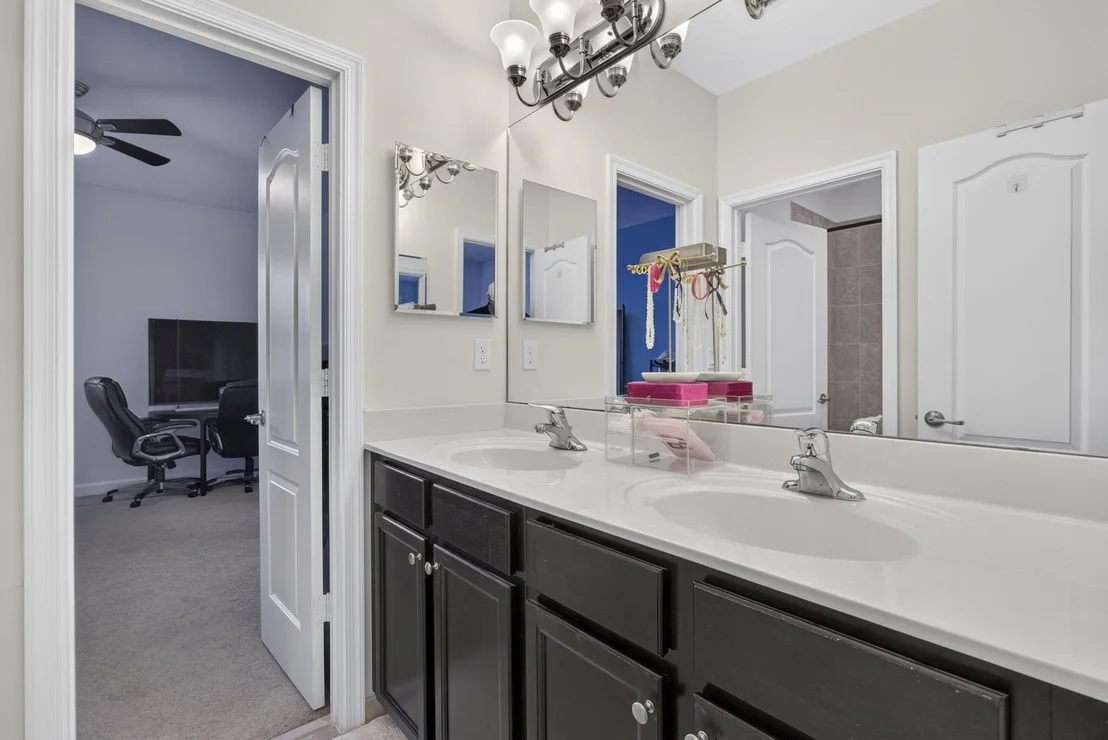 Photo of 4577 Willow Run Way