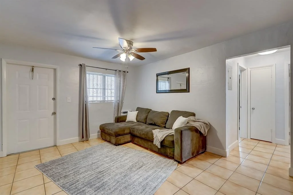 Photo of Unit 12 at 809 Phippen Road