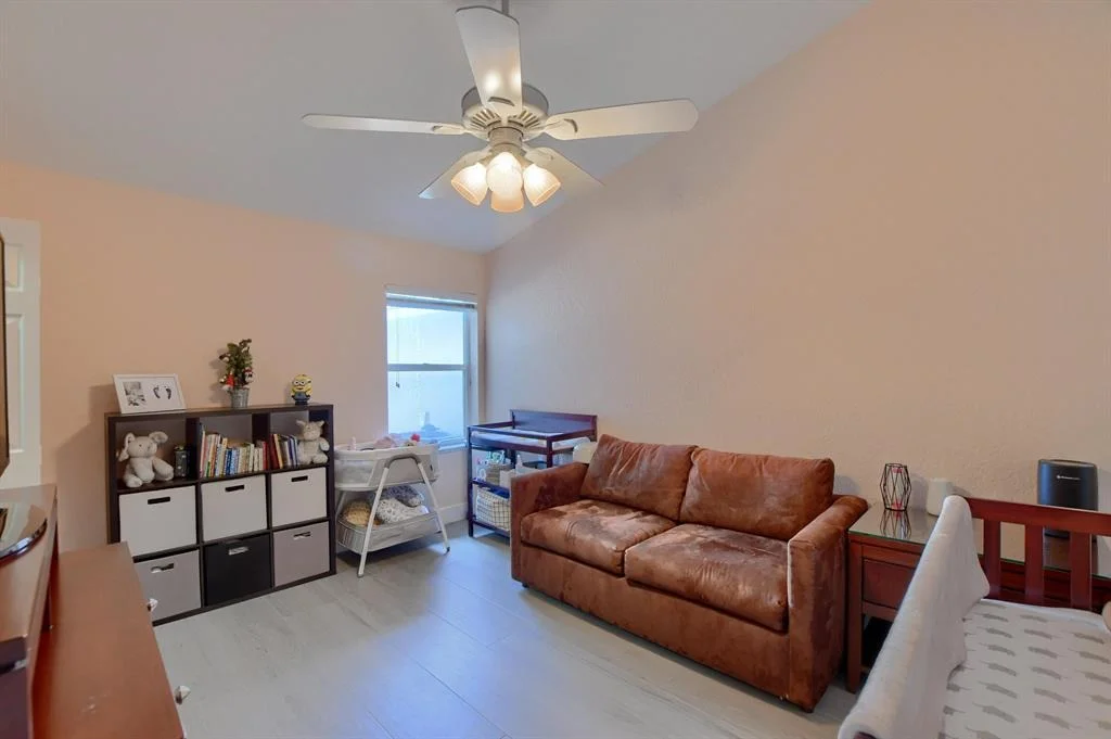 Photo of 5541 Grande Palm Circle