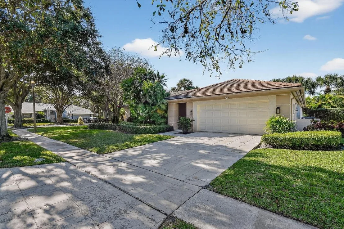 Photo of 6701 Winding Lake Drive