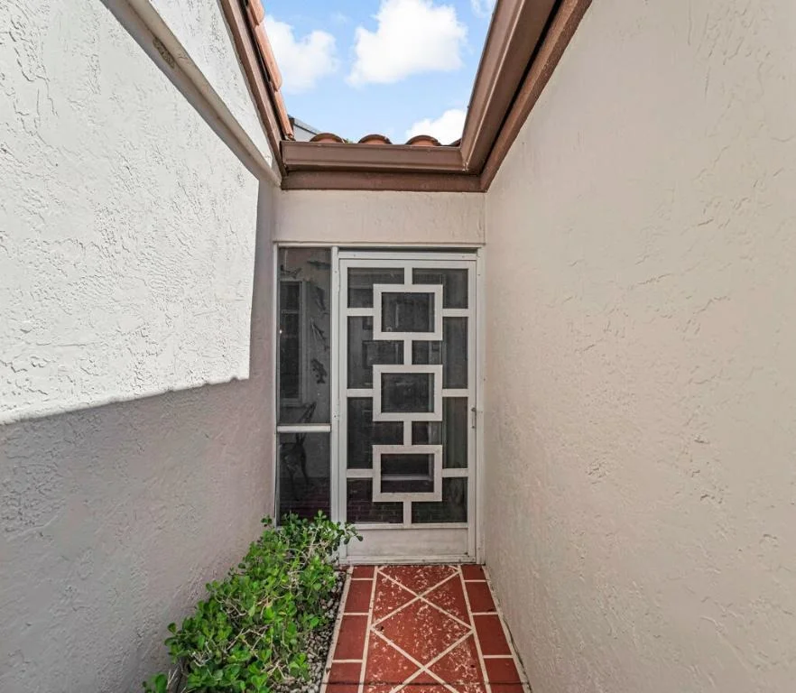 Photo of 6459 Mill Pointe Circle