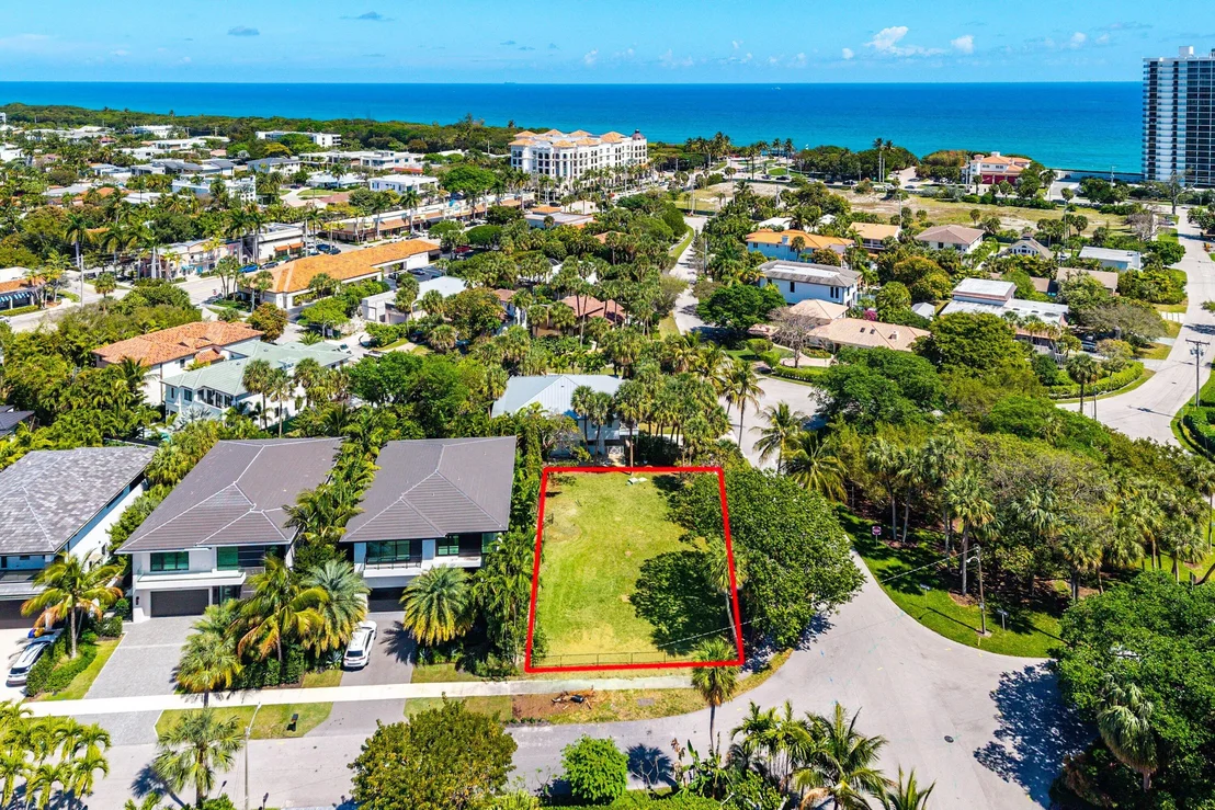 Photo of 799 Park Drive