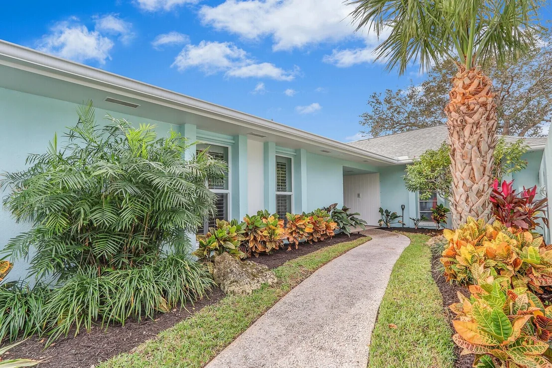 Photo of 41 Golfview Drive