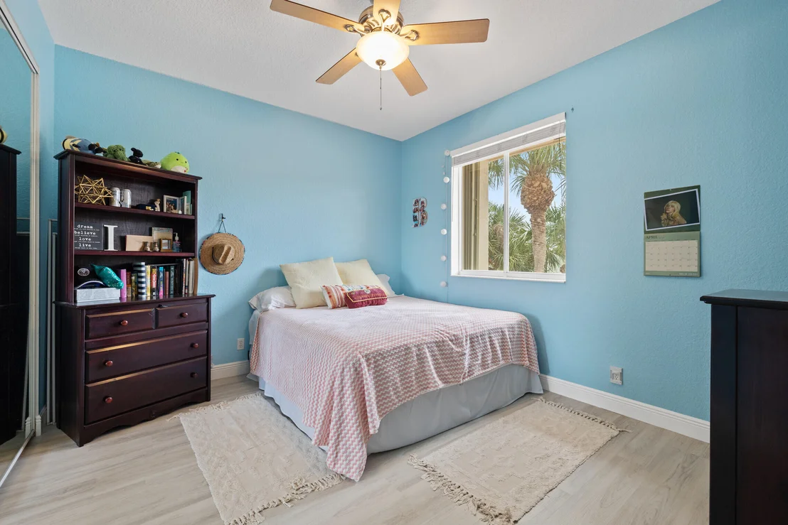 Photo of 4390 Mariners Cove Drive