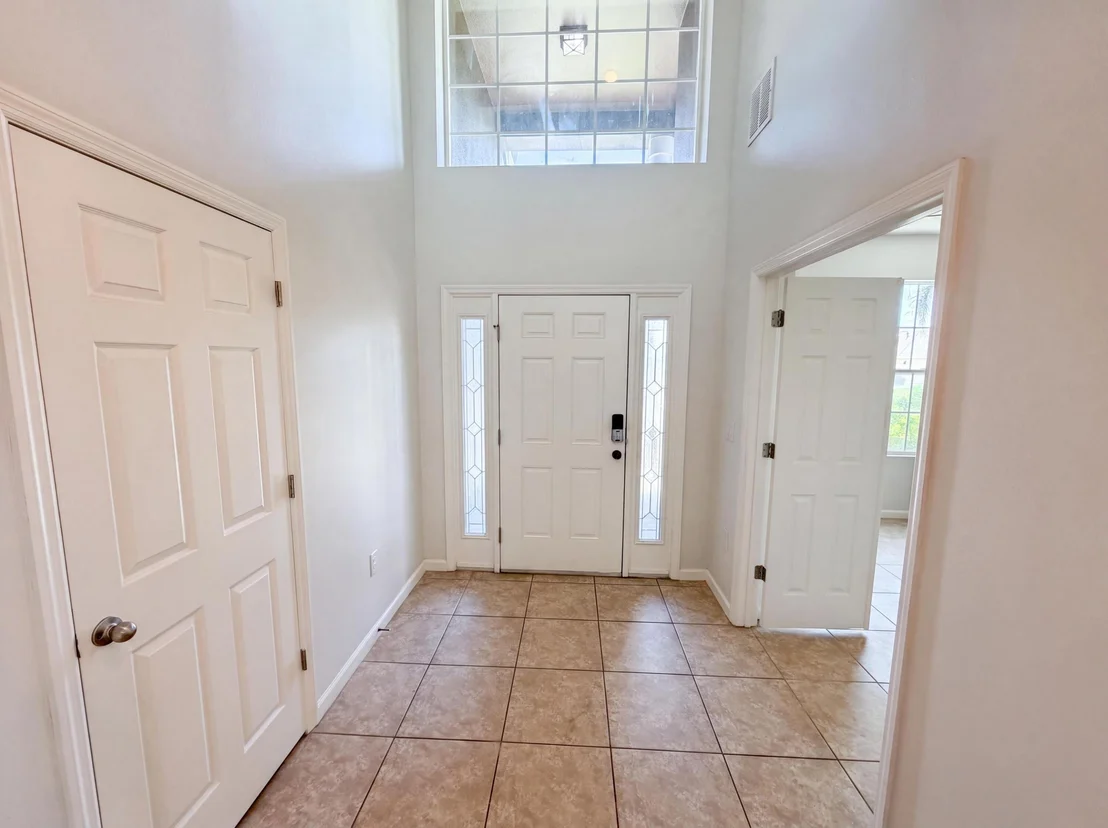 Photo of 5845 Wyndham Manor
