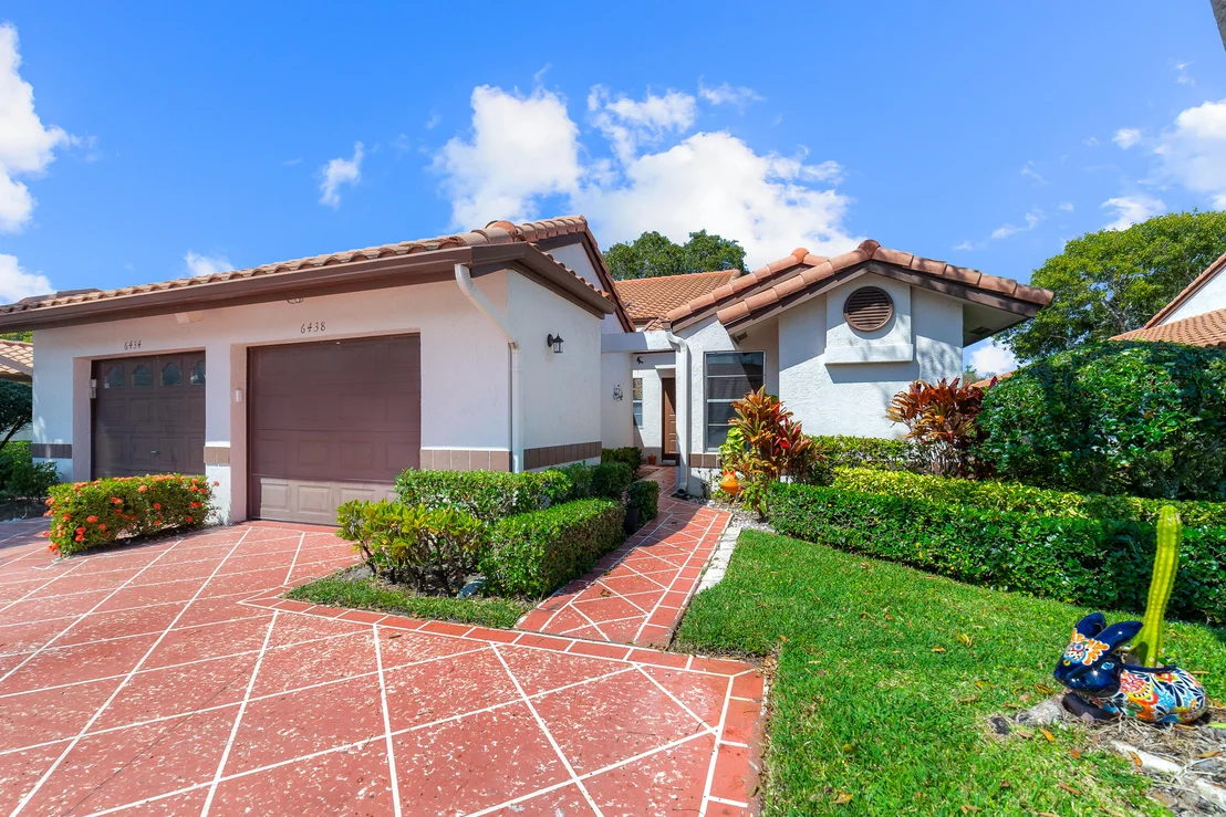 Photo of 6438 Pointe Pleasant Circle