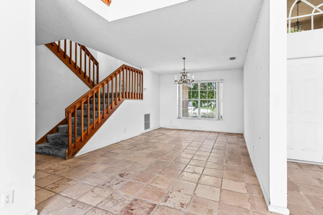 Photo of 8885 Spring Valley Drive