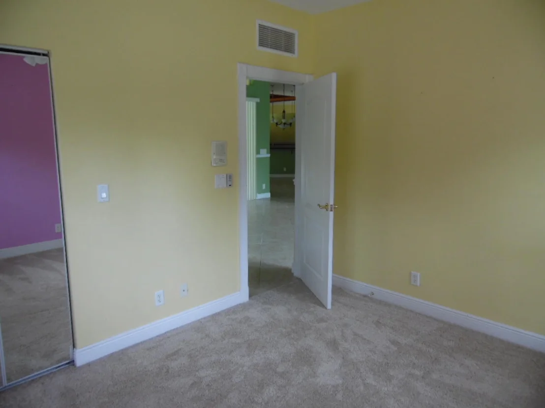 Photo of 6725 Apache Boulevard