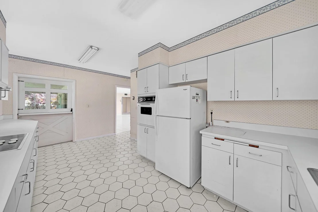 Photo of 401 Homewood Boulevard