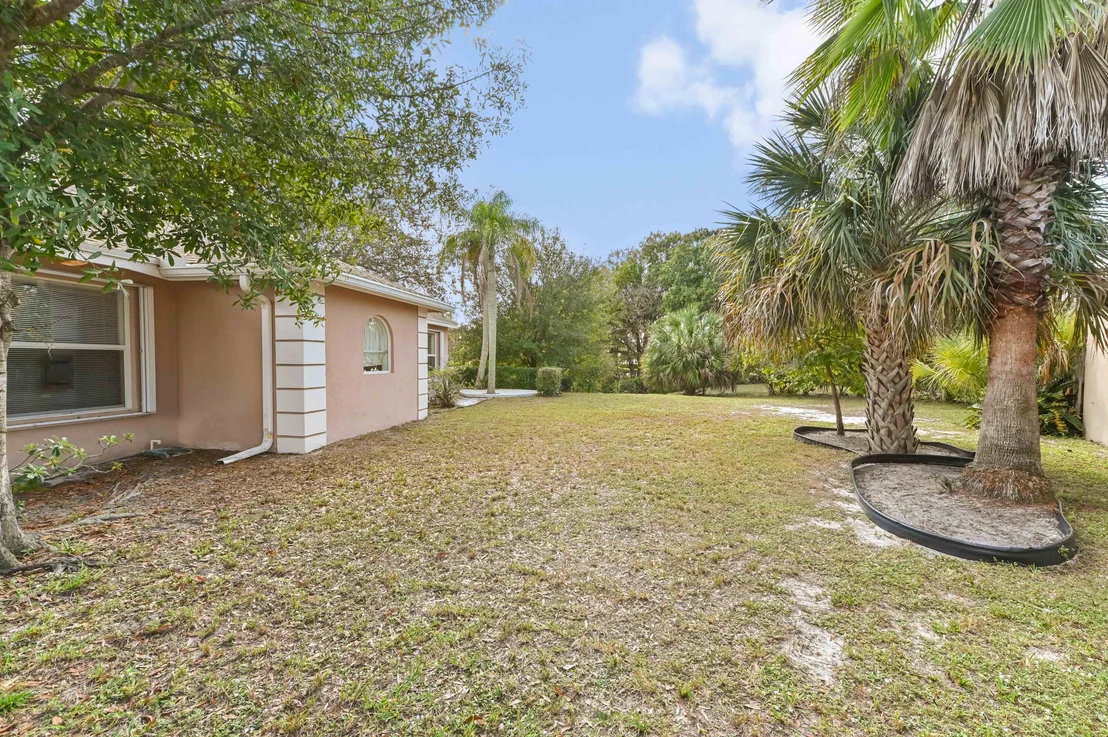 Photo of 1718 Sawgrass Circle