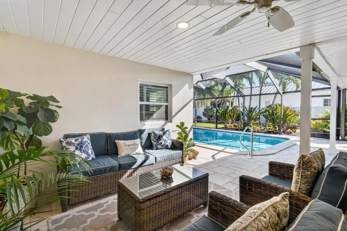 Photo of 198 Golfview Drive