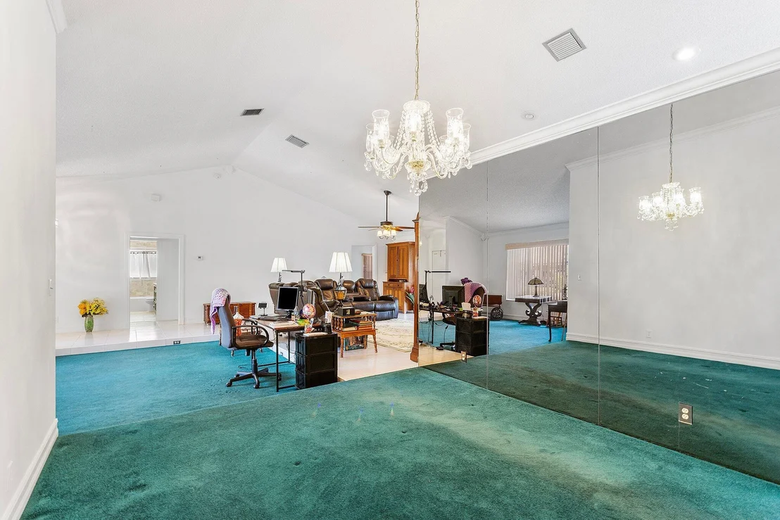 Photo of 9776 Sun Pointe Drive