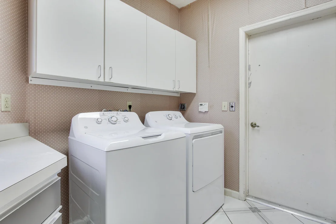 Photo of 7770 La Corniche Circle