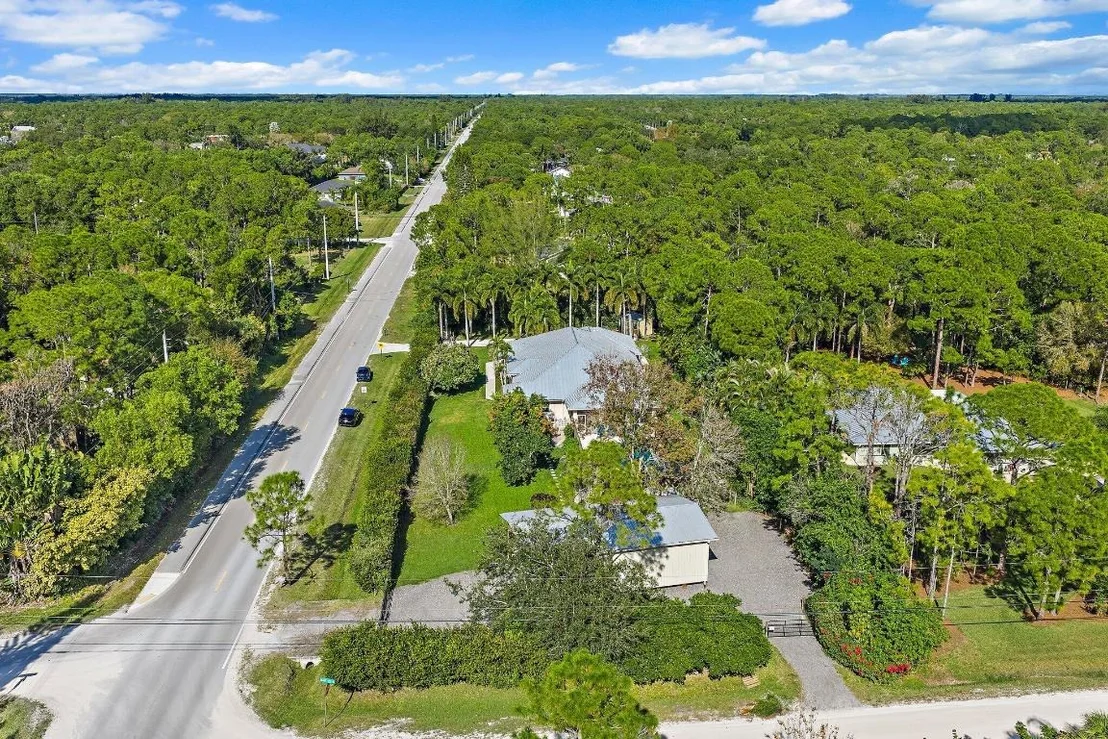Photo of 16490 130th Avenue N