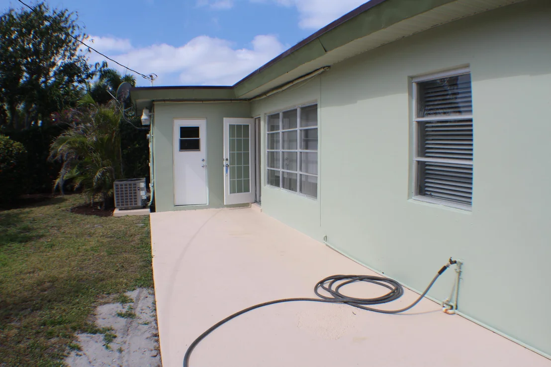 Photo of 227 Vanderbilt Drive
