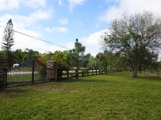 Photo of 16493 Rustic Road