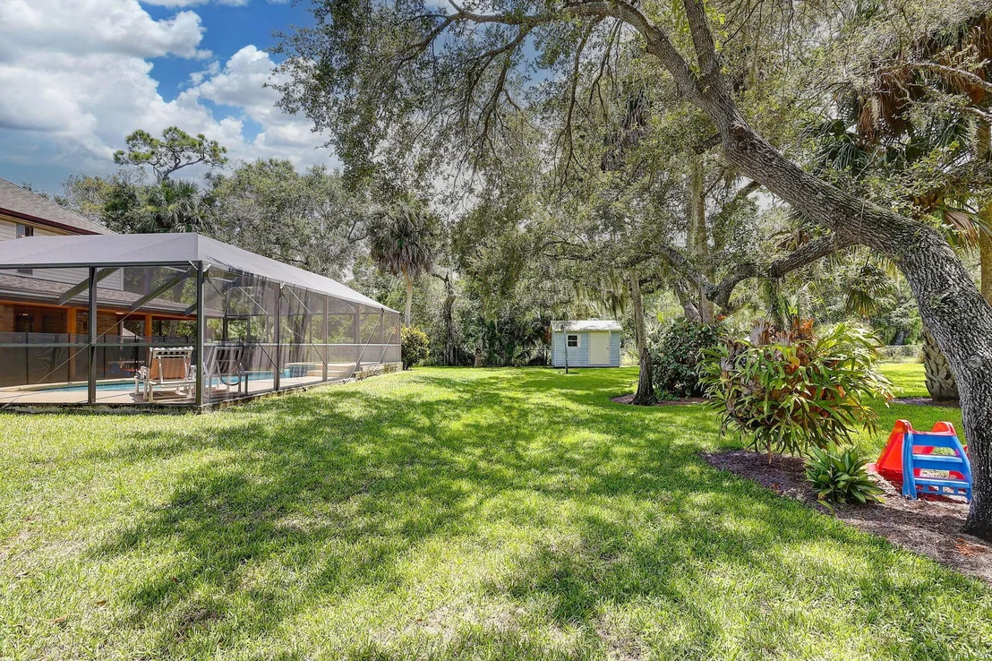 Photo of 5619 Oleander Avenue