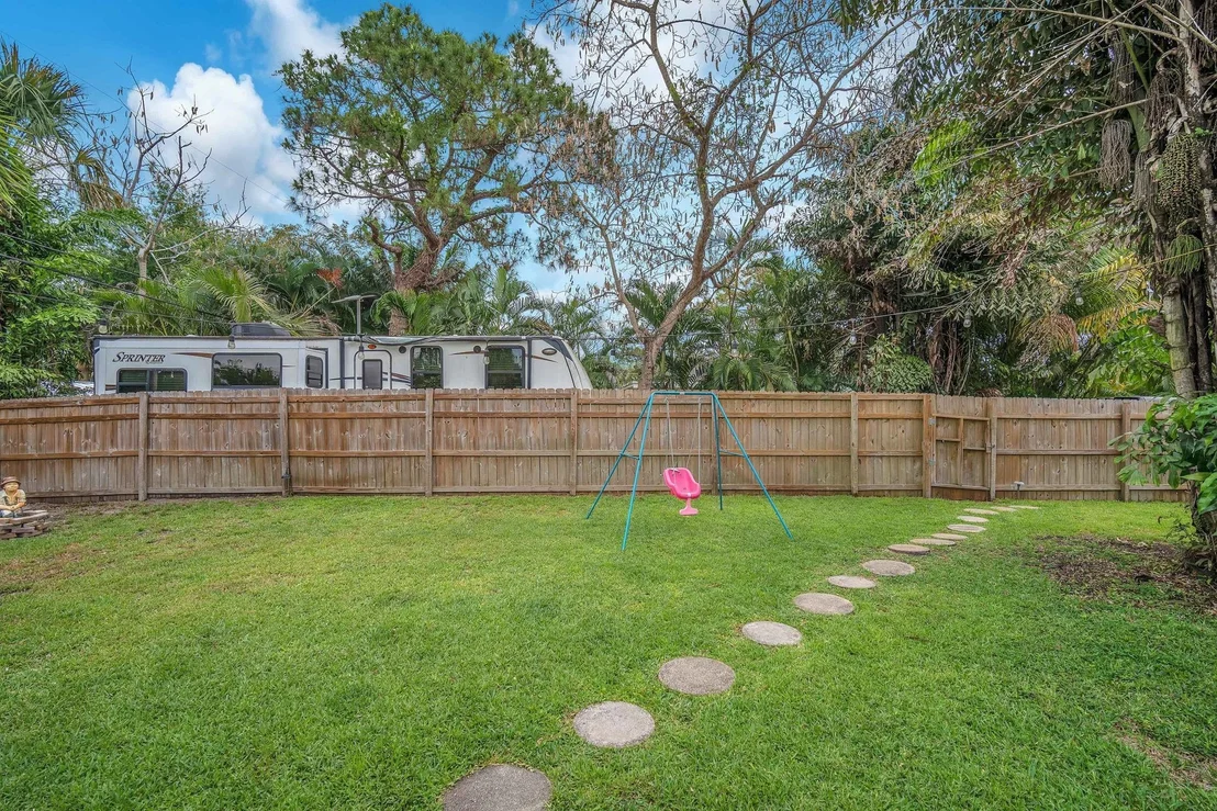 Photo of 5227 Buchanan Road