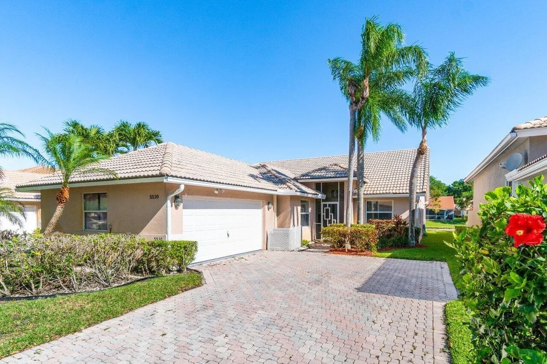 Photo of 5530 Grande Palm Circle