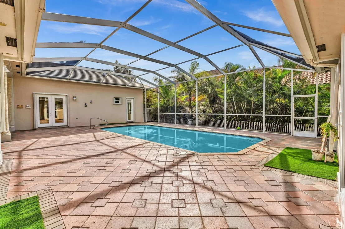 Photo of 21833 Marigot Drive