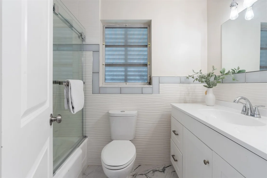 Photo of 420 SE 6th Avenue