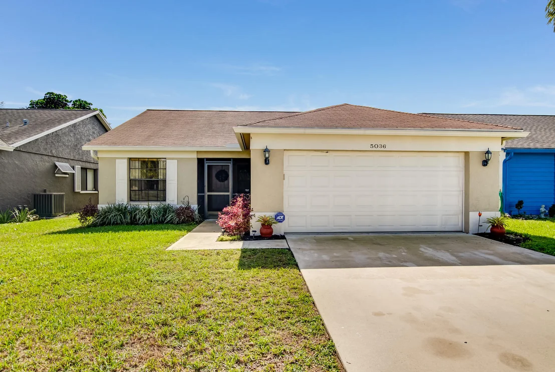 Photo of 5036 Arbor Glen Circle