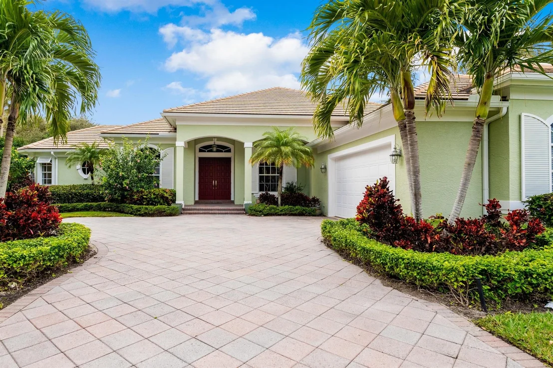 Photo of 407 Sable Oak Drive