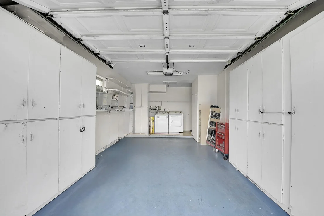 Photo of 555 NW 50TH Place