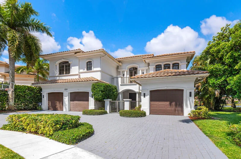 Photo of 17895 Cadena Drive
