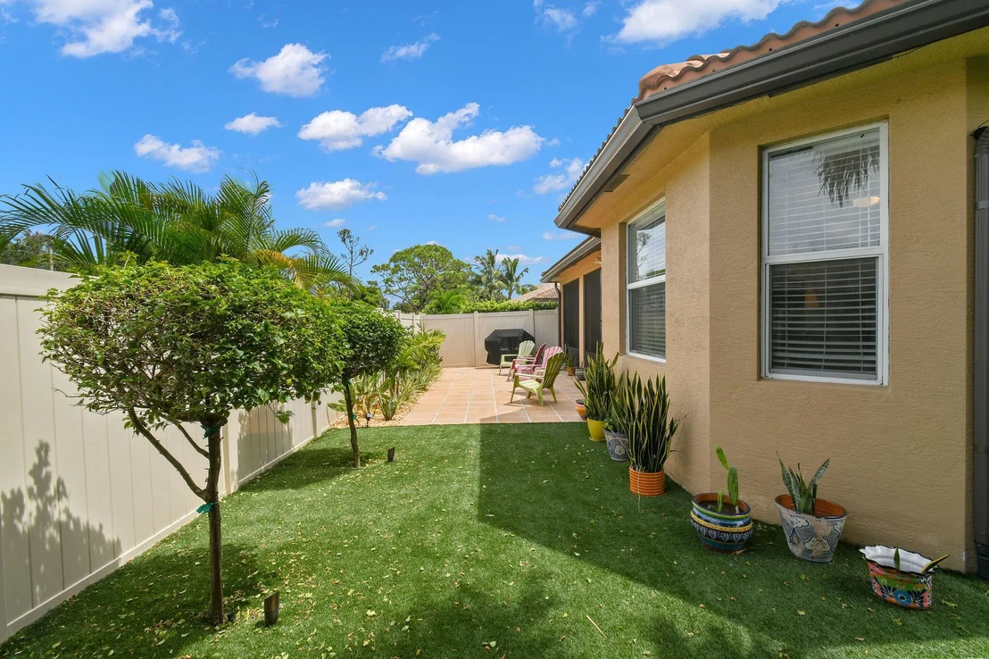Photo of 7139 Limestone Cay Road