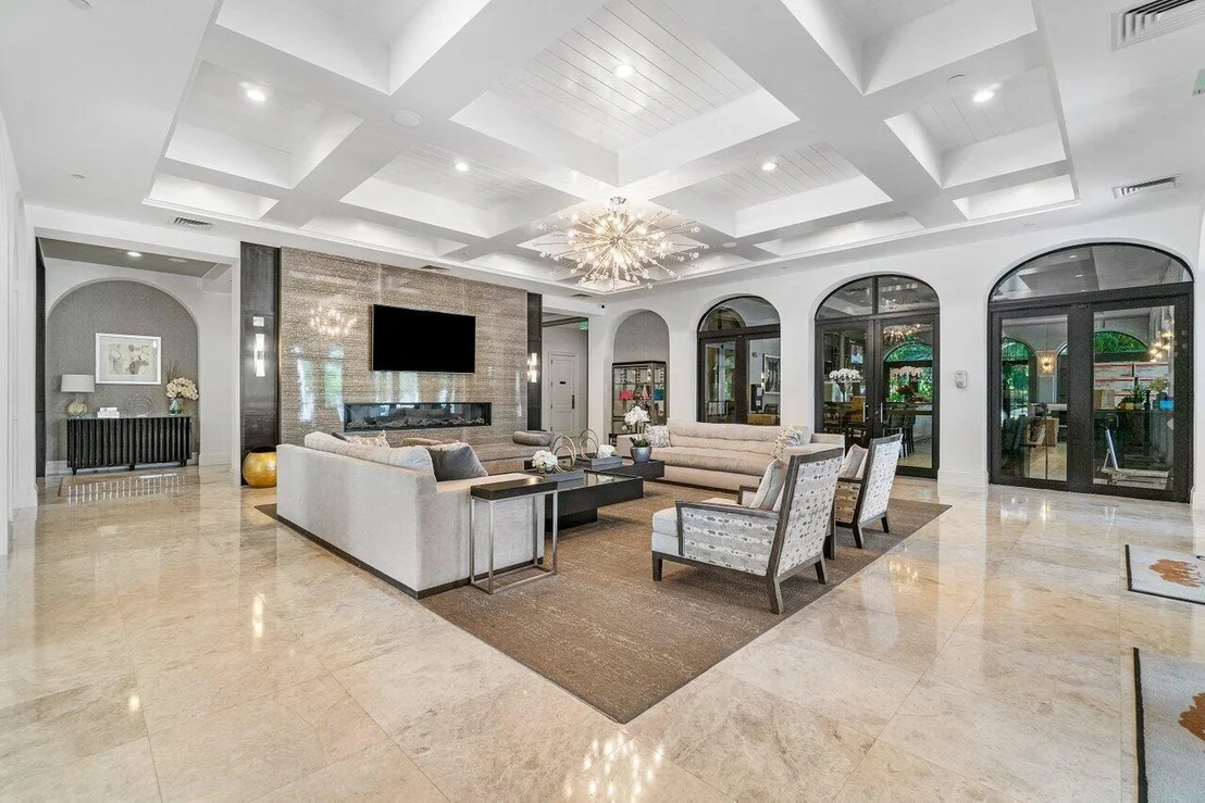 Photo of 17602 Middle Lake Drive