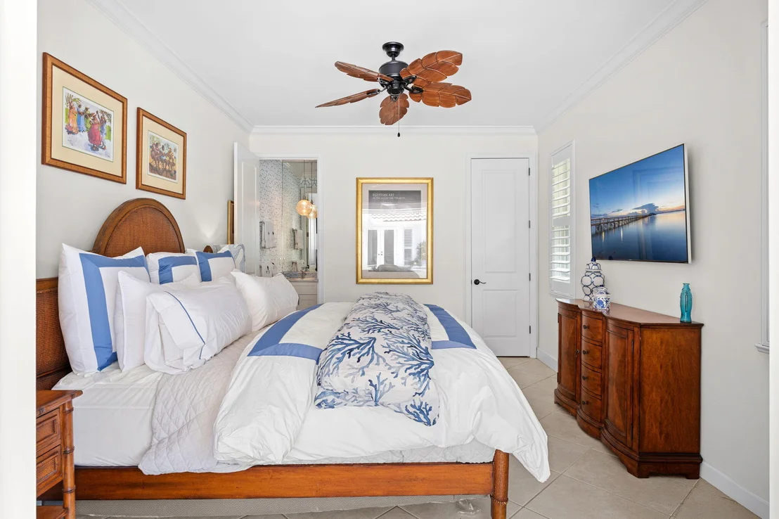 Photo of 906 Jasmine Lane
