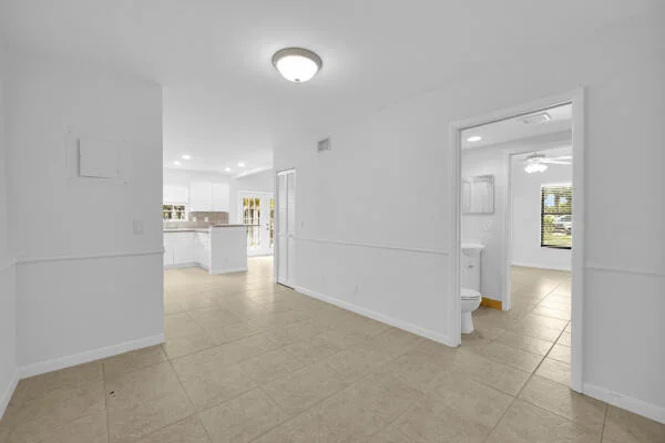 Photo of Unit A at 426 N Cypress Drive