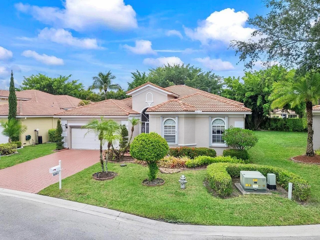 Photo of 8351 Mastic Cay