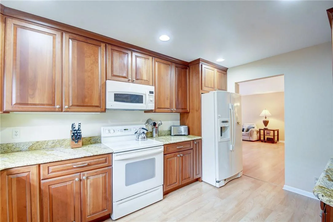Photo of 9024 Pine Springs Drive