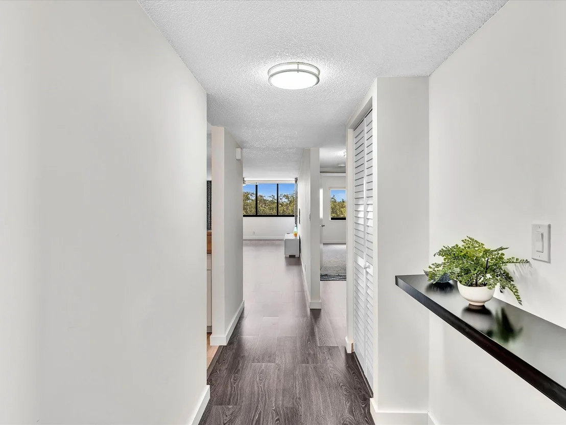 Photo of Unit 403 at 8010 Hampton Boulevard