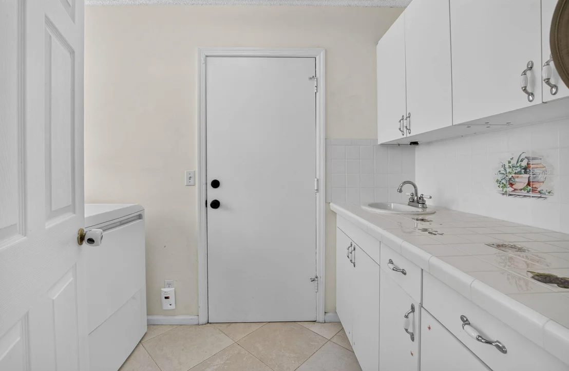 Photo of 5756 Descartes Circle