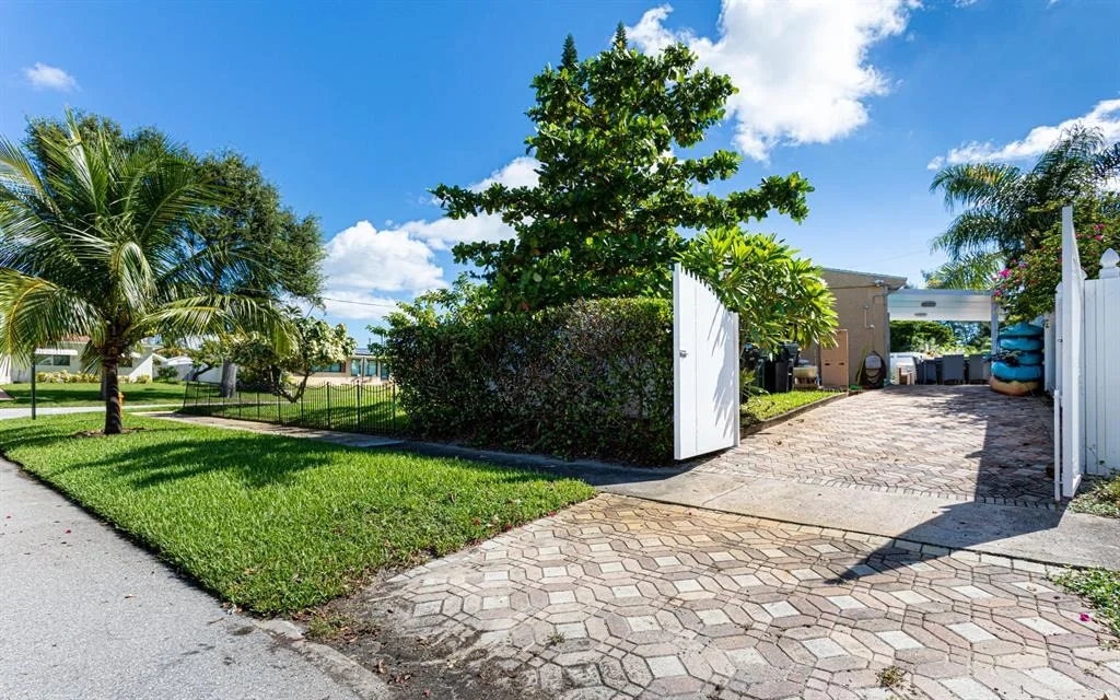 Photo of 802 Small Drive