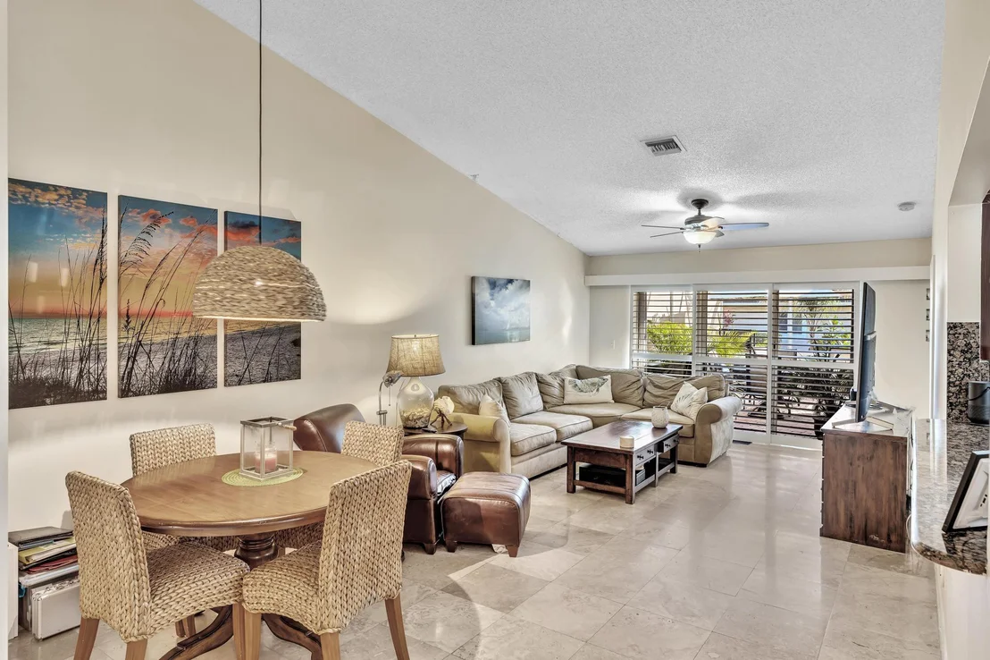 Photo of Unit 1213 at 1213 NW 51st Way