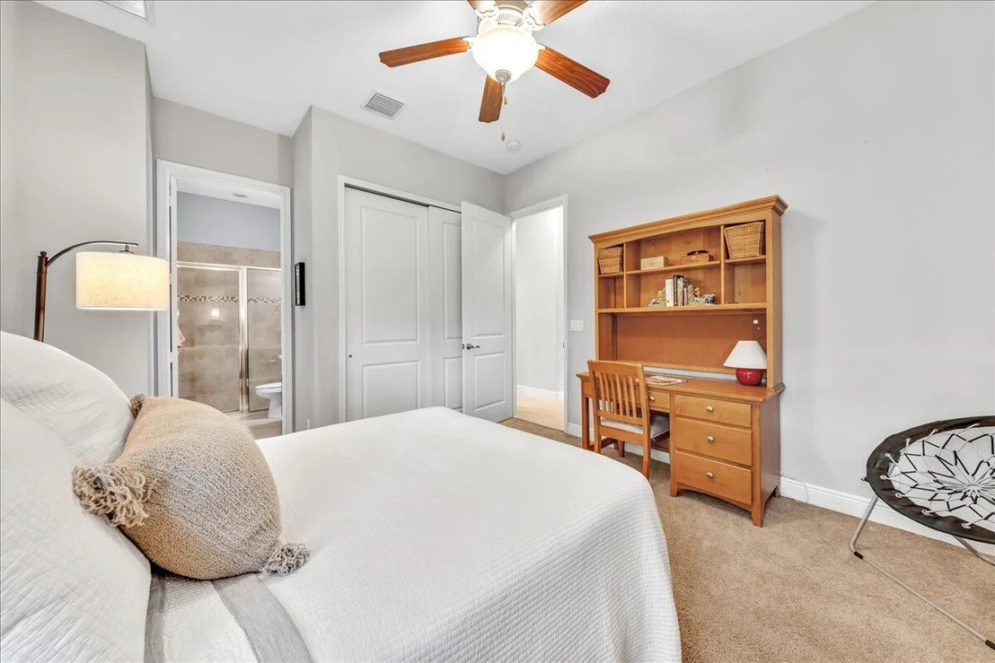 Photo of 378 Squire Drive