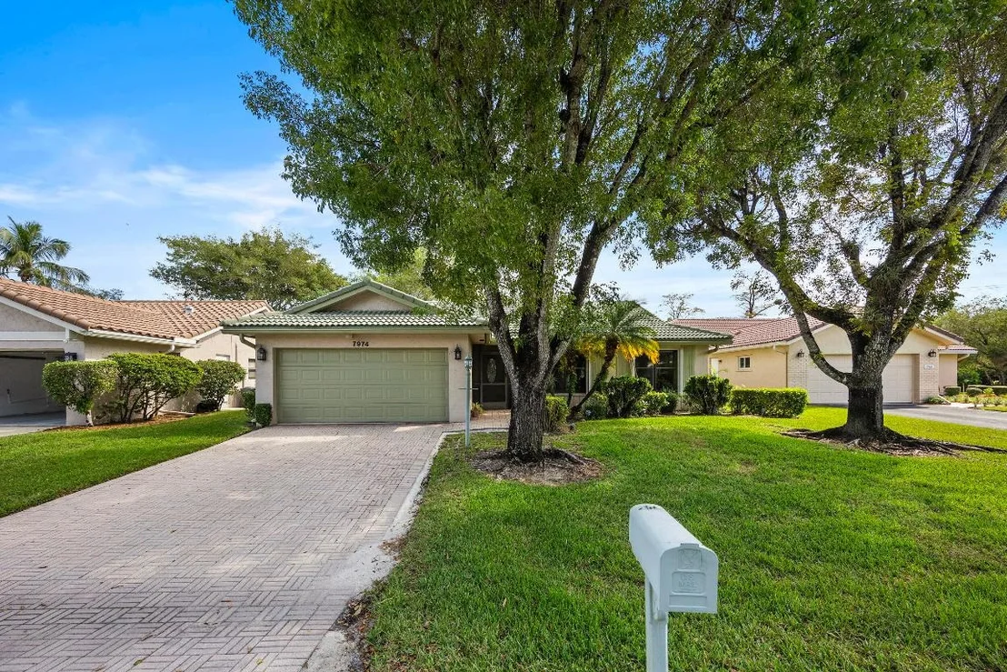 Photo of 7974 Cloverfield Circle