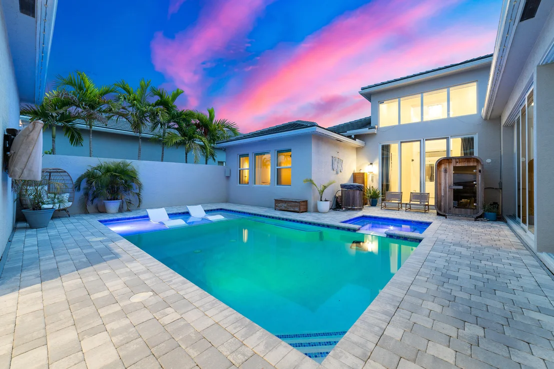 Photo of 4560 ESTATES Circle