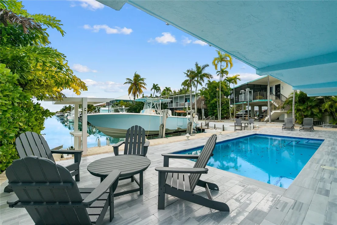 Photo of 102 Harbor Drive