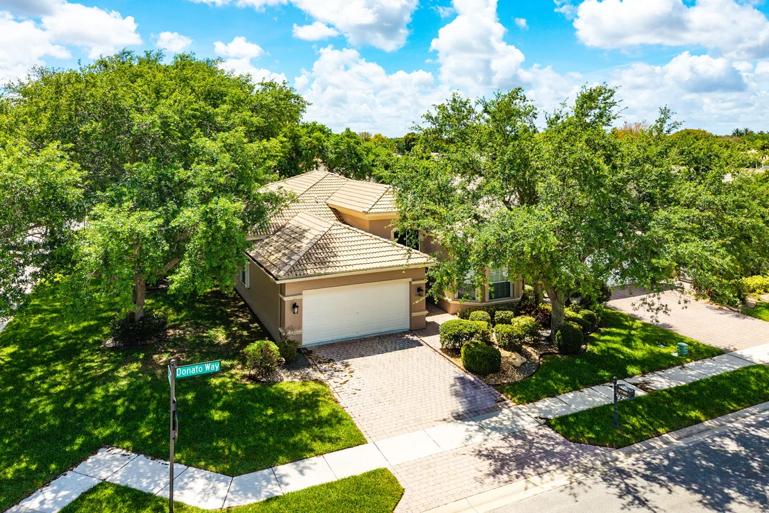 Photo of 9740 Donato Way