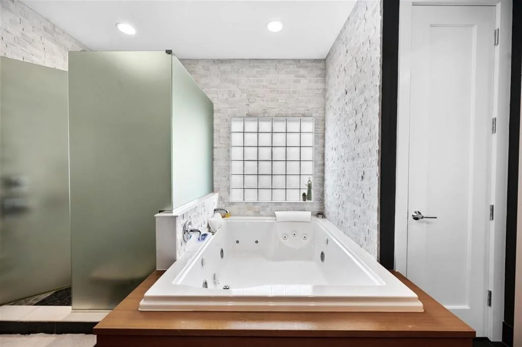 Photo of 3770 Old Lighthouse Circle