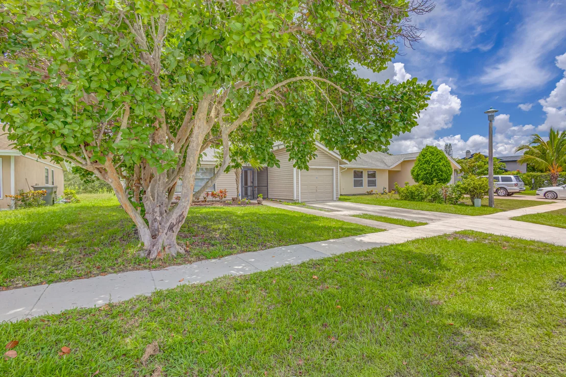 Photo of 4642 Brook Drive