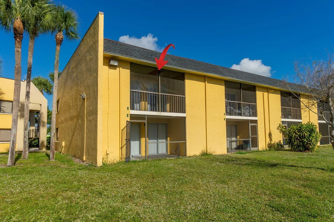 Photo of Unit 720 at 720 Meadows Circle