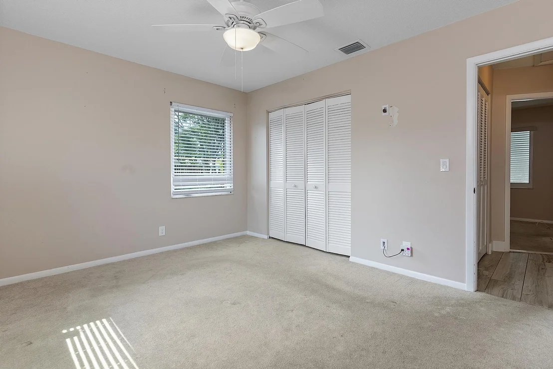 Photo of 119 W NORFOLK Road