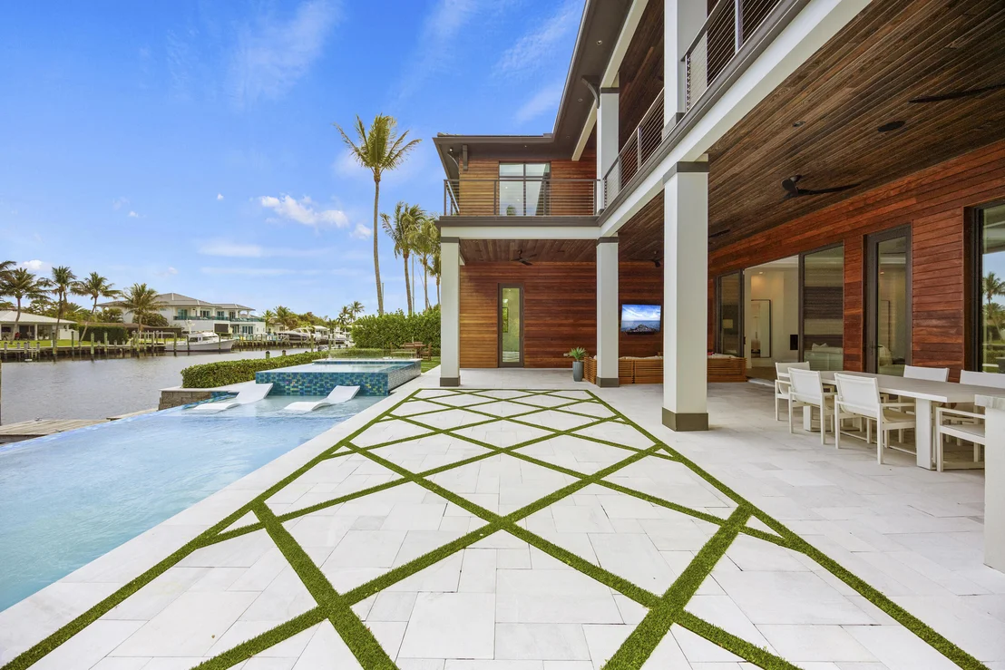 Photo of 736 Lagoon Drive